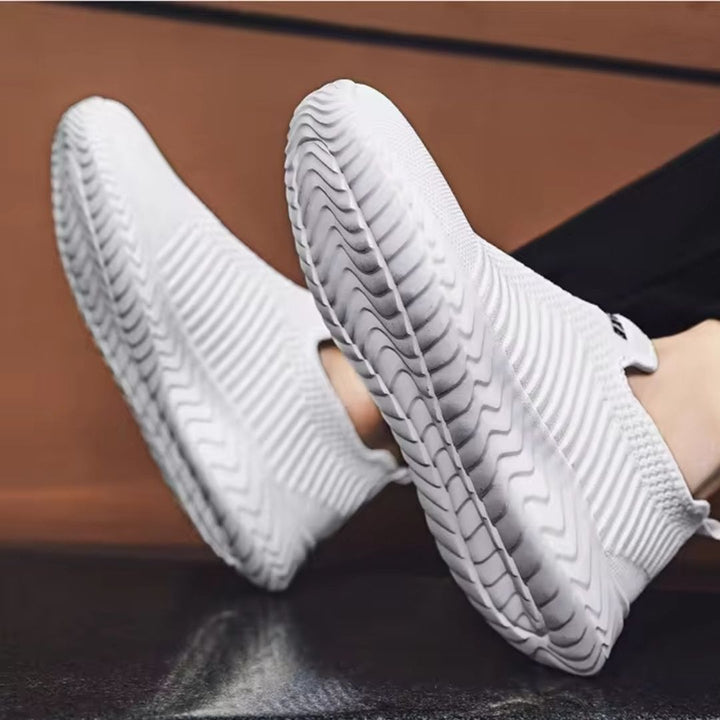 Seitliche Ansicht der VITALSTEP Unisex Komfortschuhe, ideal für Alltag und Spaziergänge.