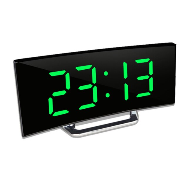 Eleganter digitaler Tischwecker mit großer LED-Anzeige, Snooze-Funktion und Dimmung für komfortables Aufwachen.