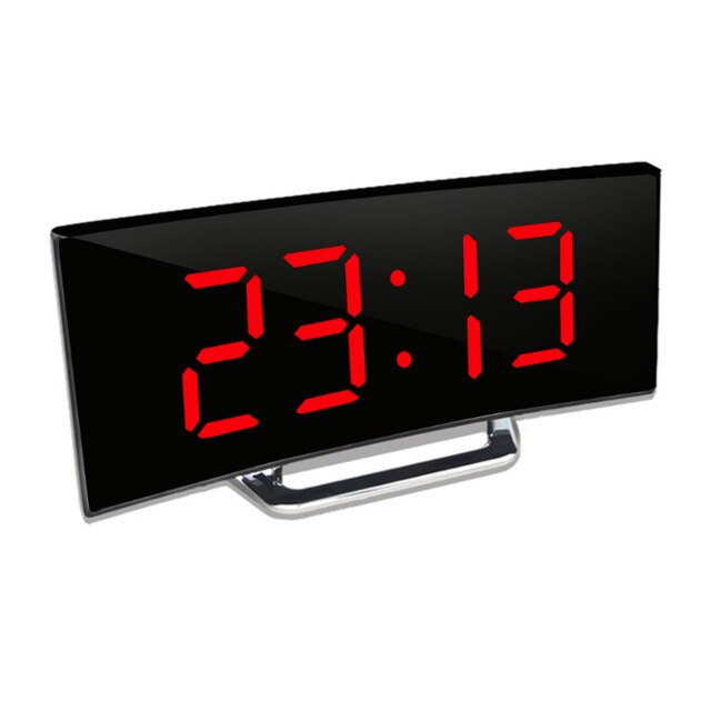 Moderner LED-Spiegelwecker mit Temperaturanzeige und automatischer Helligkeitsanpassung für Nachttisch oder Schreibtisch.