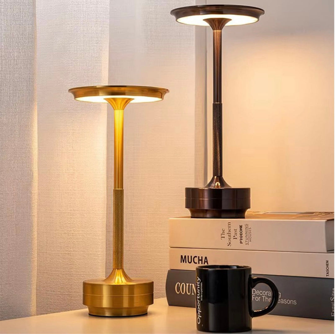 Tragbare LED-Tischlampe "Luxus Edition" aus Aluminium, dimmbar, kabellos, für stimmungsvolle Momente.