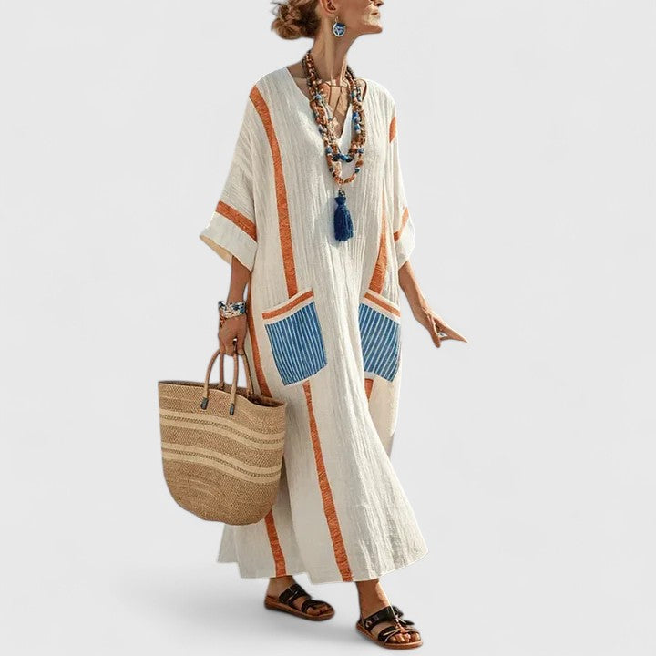 Bequemes Damen Maxikleid als Freizeitkleid oder Strandkleid, luftiger Boho-Stil für den Sommer.