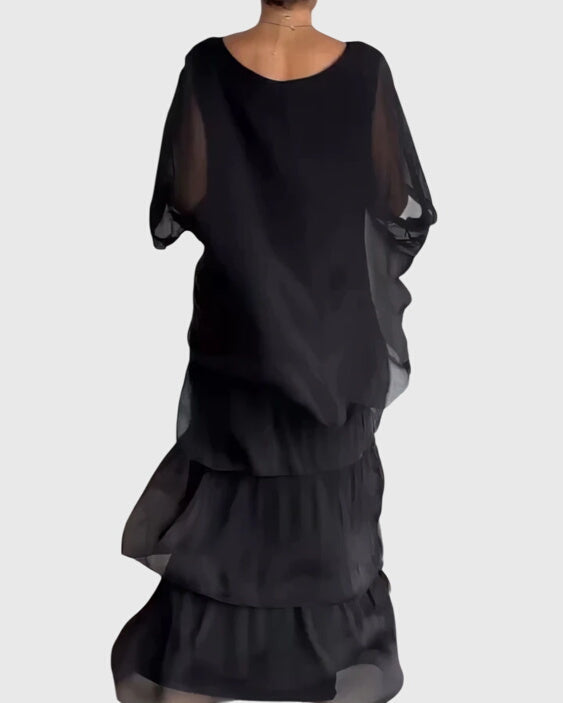 Luftiges Sommer Maxikleid mit fließendem Stoff, bequem und stylish.