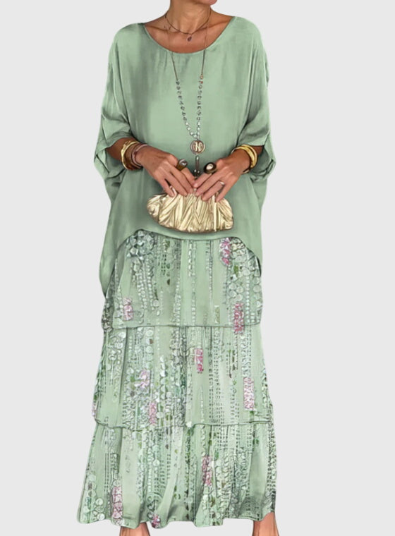 Zeitloses elegantes Damen Maxikleid, vielseitig kombinierbar für jeden Anlass.