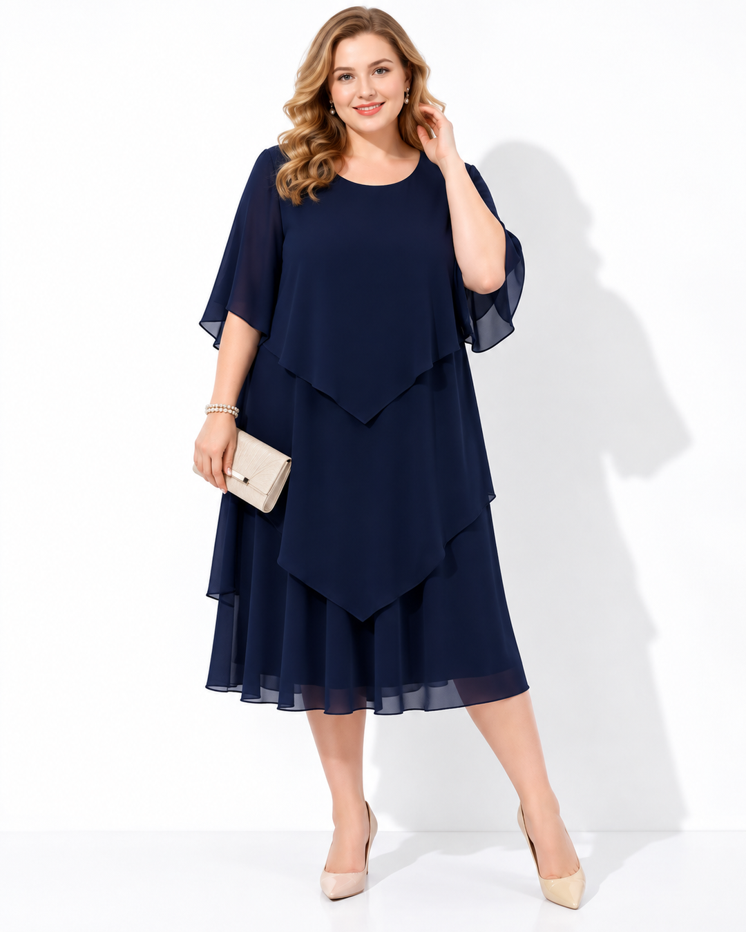 Stilvolles Damen Lagenkleid, vielseitig einsetzbar als Abendkleid oder festliches Partykleid.