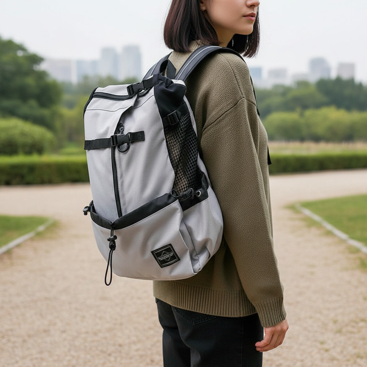 Ergonomischer CompanionPack Hundetrage-Rucksack für kleine & mittelgroße Hunde. Perfekt für gemeinsame Ausflüge.
