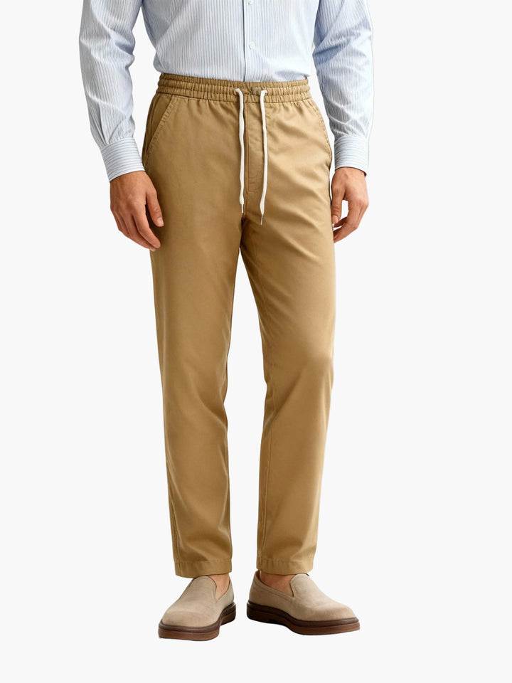Herren Stretch-Chino Jogpants, moderner Schnitt, ideal für Büro und Freizeit. Bequem dank elastischem Bund.