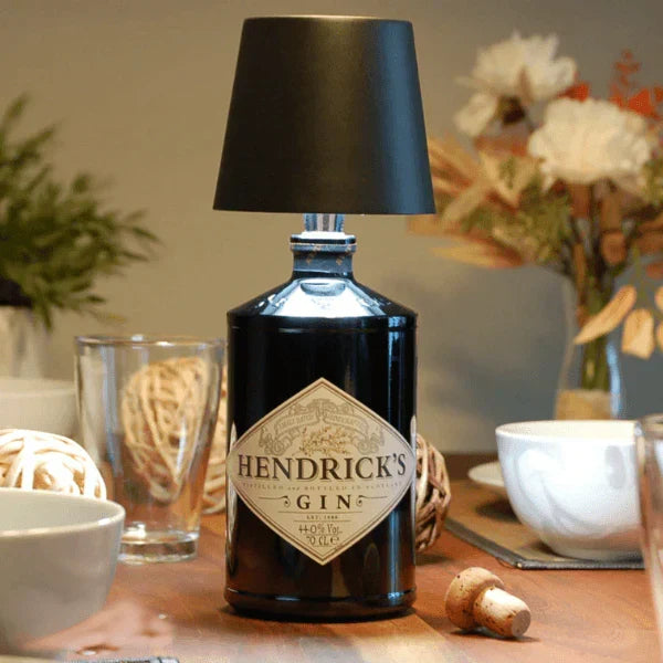 GlowBottle LED Flaschenlampe: kabellose, wiederaufladbare Tischlampe für stimmungsvolle Beleuchtung zuhause.