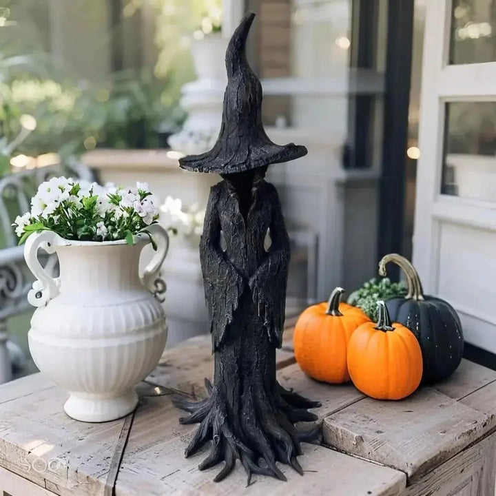 Handgefertigte wetterfeste Hexenfigur aus Harz für Garten und Terrasse, detailreich, Schutzfigur, Gartendeko.
