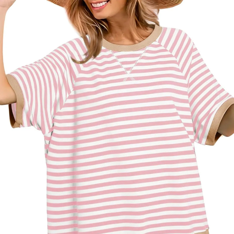 Damen Kurzarm T-Shirt, gestreiftes Colorblock-Design im Oversized Retro-Look. Bequem für Freizeit & Frühjahr.