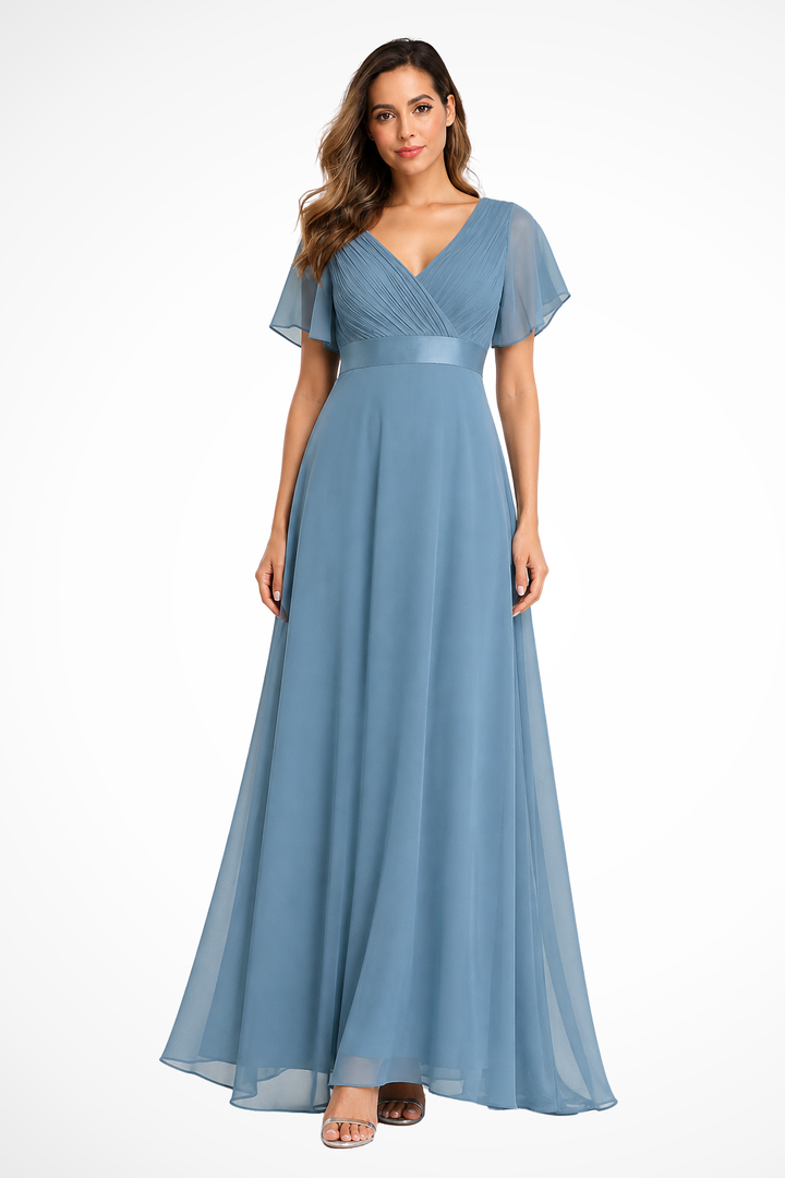 Festliches Damen Maxikleid, elegant und lang, mit V-Ausschnitt und Flatterärmeln, ideal für Abendanlässe.