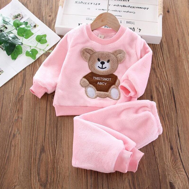 Strapazierfähiges Winter-Outfit für Kinder, ideal als Spielkleidung, unisex.