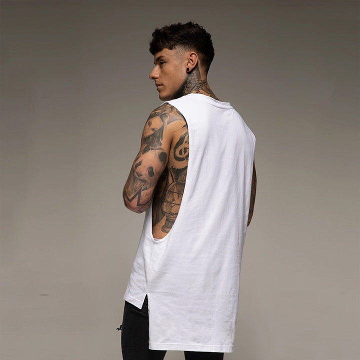 Atmungsaktives Herren Tanktop, bequemes Oberteil für Fitness, Sportbekleidung & sommerliche Aktivitäten.