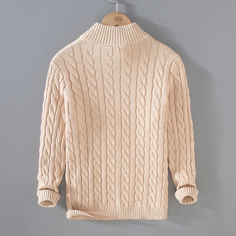 Herren Strickpullover mit Reißverschluss-Stehkragen, perfekt für Casual-Looks und Freizeitmode.