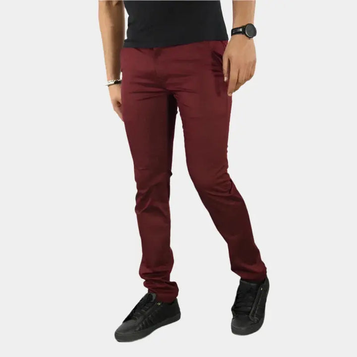 Elegante Herren Businesshose, Slim Fit, für einen zeitlosen und maskulinen Auftritt. Perfekt für formelle Anlässe.