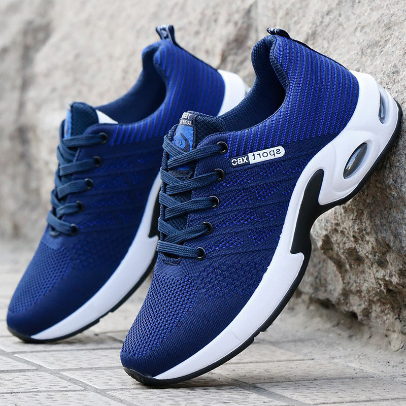 Hochwertiger orthopädischer Oliver Herren-Sneaker, ergonomisches Design für gesunde Füße, erhältlich in Schwarz/Blau/Rot.