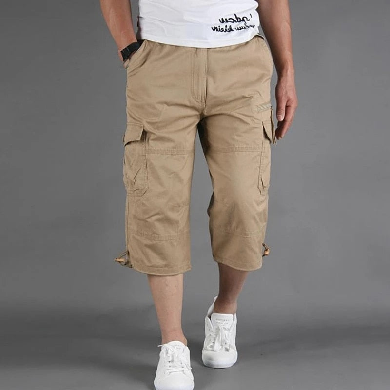 Herren Cargo 3/4 Hose für Freizeit. Lässiger Stil, bequemer Schnitt und praktisch für Outdoor.