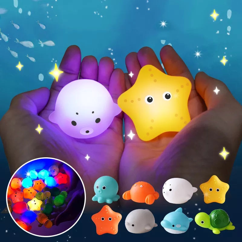 Funkelndes Badefreunde Set Theodore mit LED-Lichtern für magischen Badespaß und fröhliches Baden der Kinder in der Badewanne.