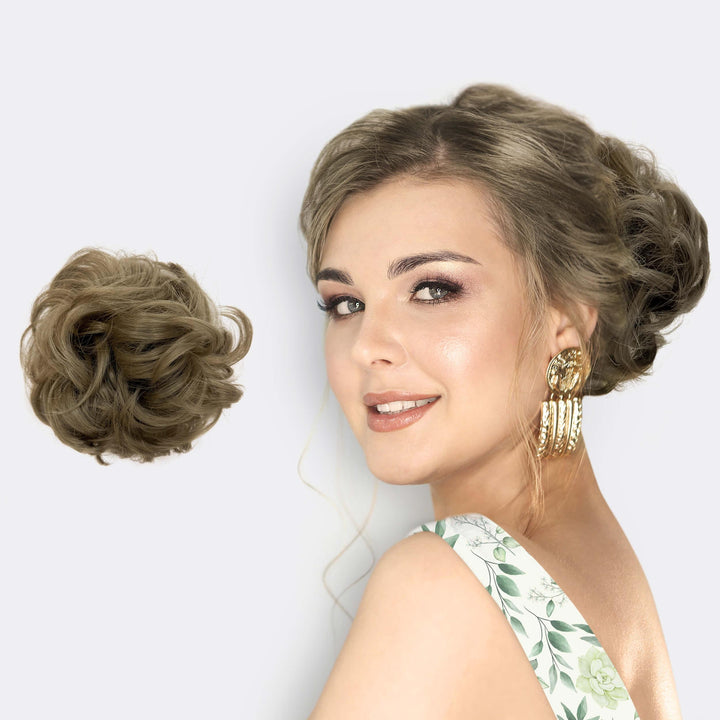 Blondes Haar Scrunchie mit Dutt-Effekt, Kunsthaar für Fülle & Stil.
