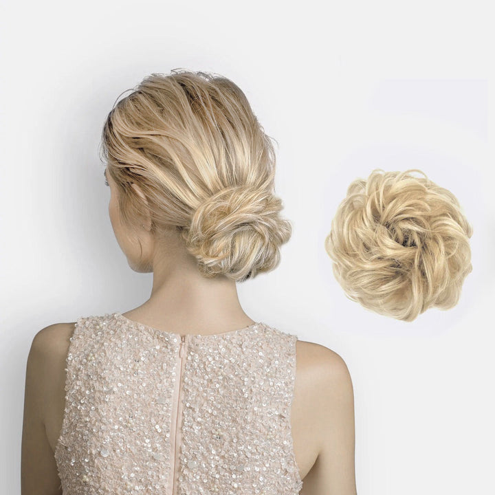 Natürliches Finish mit Haar Scrunchie für vollen Dutt, Blond-Ton.