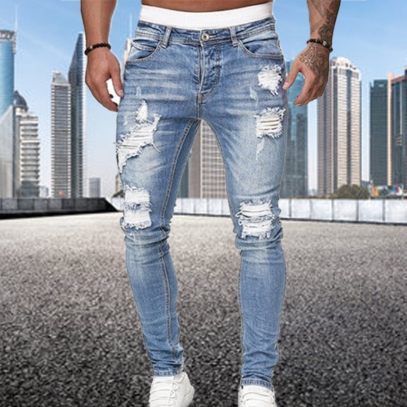 Moderne Herren Luuk Slim-Fit Jeans mit auffälligen Ripped Details an den Knien; perfekt für den Alltag.