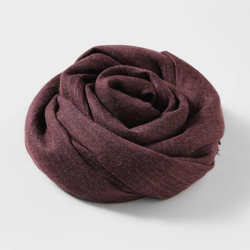 Weicher Damen Schal (180x100 cm) aus Polyester-Mischung, ideal für Layering und modische Akzente.