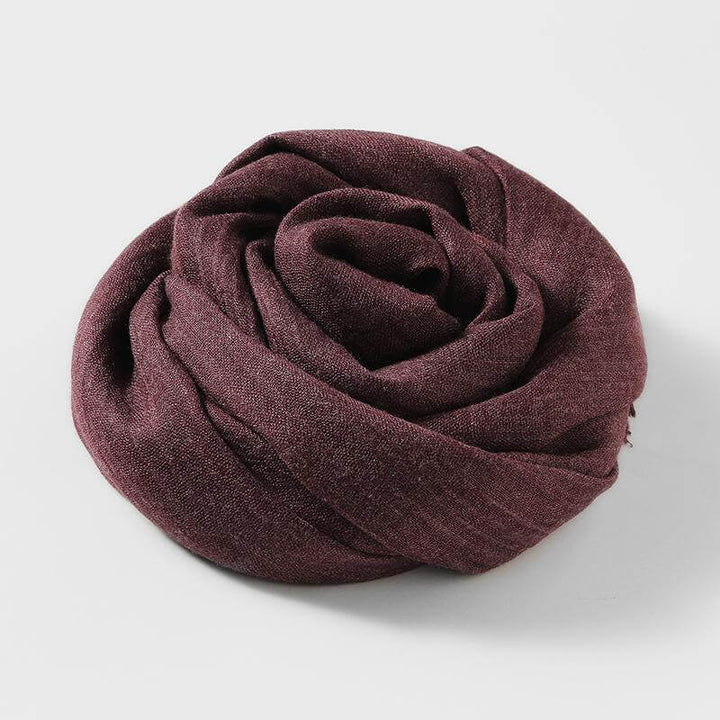 Weicher Damen Schal (180x100 cm) aus Polyester-Mischung, ideal für Layering und modische Akzente.