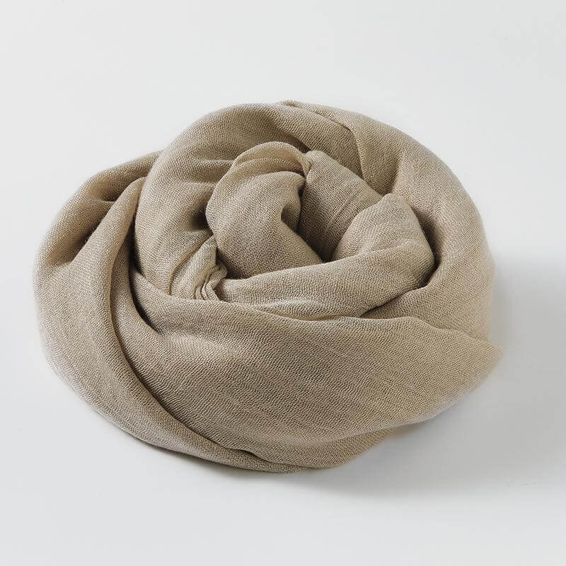 Großer Damen Schal (180x100 cm), aus leichter Polyester-Mischung, vielseitig als Decke oder Mode-Tuch.