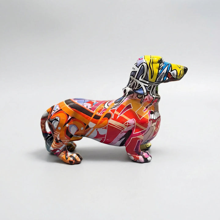 Stilvolle Bulldoggen Skulptur im coolen Graffiti-Design, handbemalt als einzigartiges Wohnaccessoire.