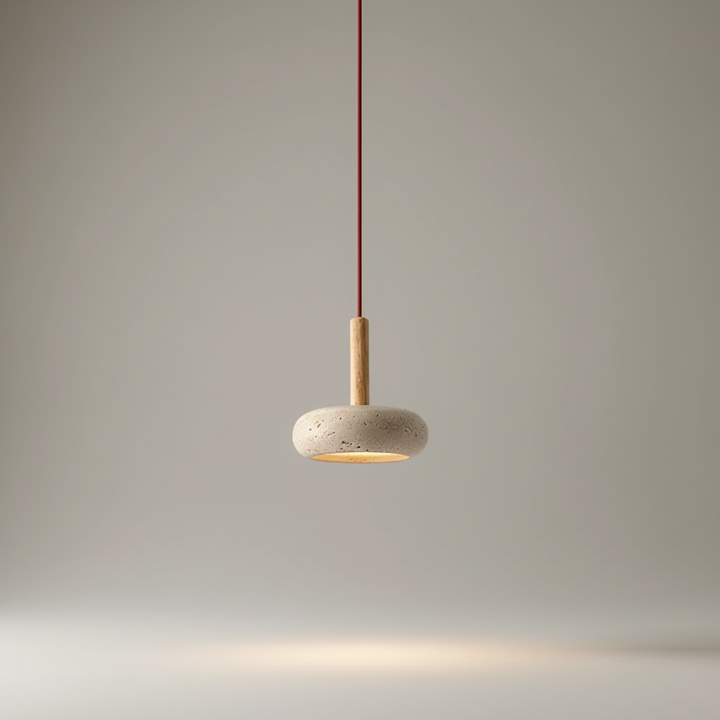 Stein-Pendelleuchte TranquilRing mit Holzdetails für stilvolle Esstische. Moderne Hängeleuchte mit warmem Licht.