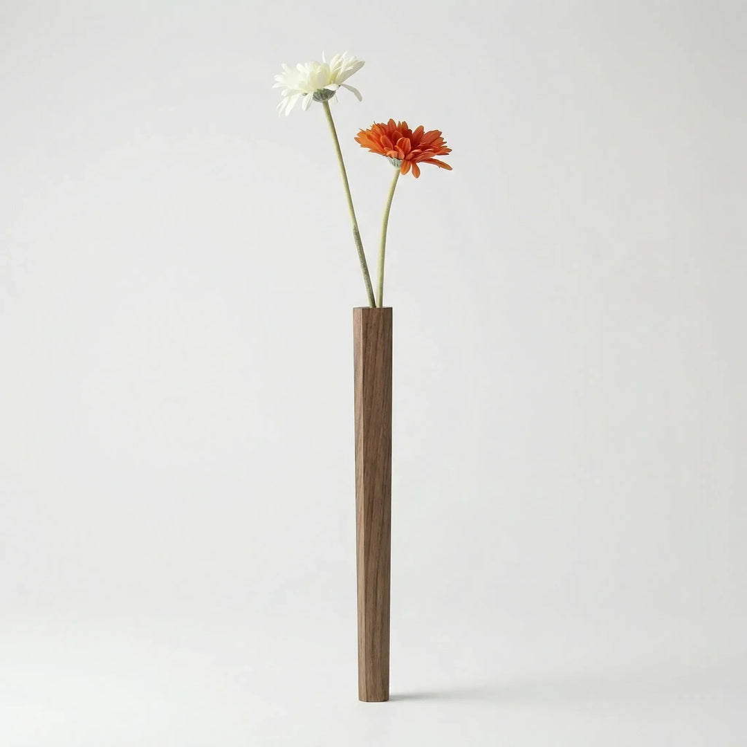 Stilvolle hängende Wandvase im modernen Design, perfekt als Blumenvase oder Pflanzenhalter für jede Wand.