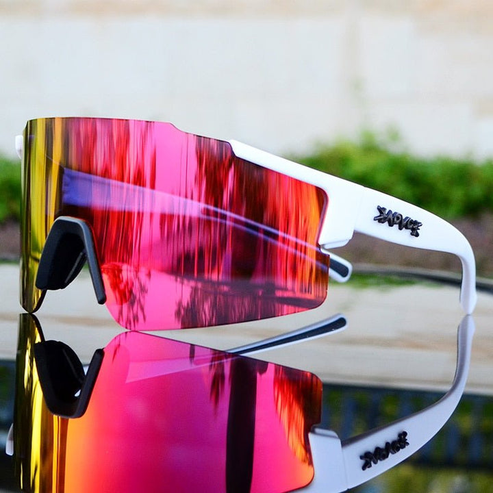 Stilvolle Unisex Sportbrille mit Spiegelgläsern, ideal für Radfahrer, Radsport & Outdoor-Freizeit.