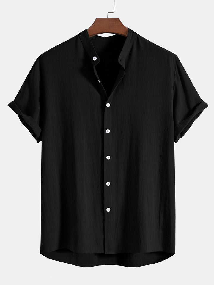 Stylisches Herren Kurzarmhemd & Hose Set, ideal für warme Sommertage, casual Eleganz für Männer.
