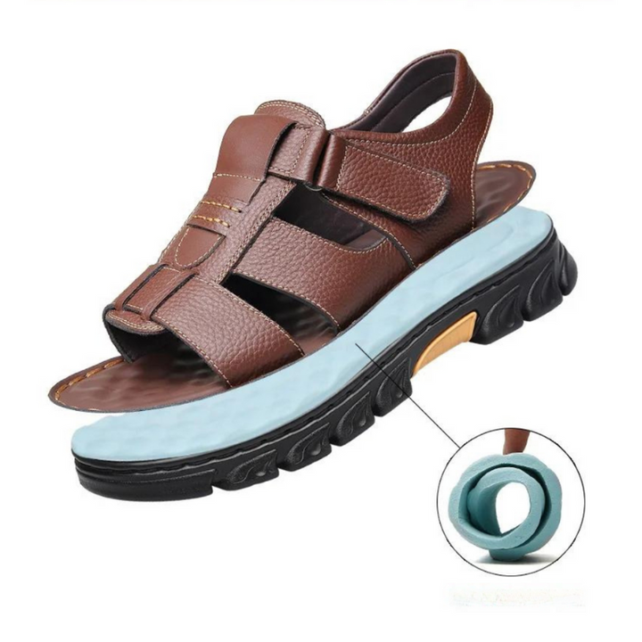 Orthopädische Herrensandalen Thijs aus Leder, ideal für Fußunterstützung und Komfort im Alltag.