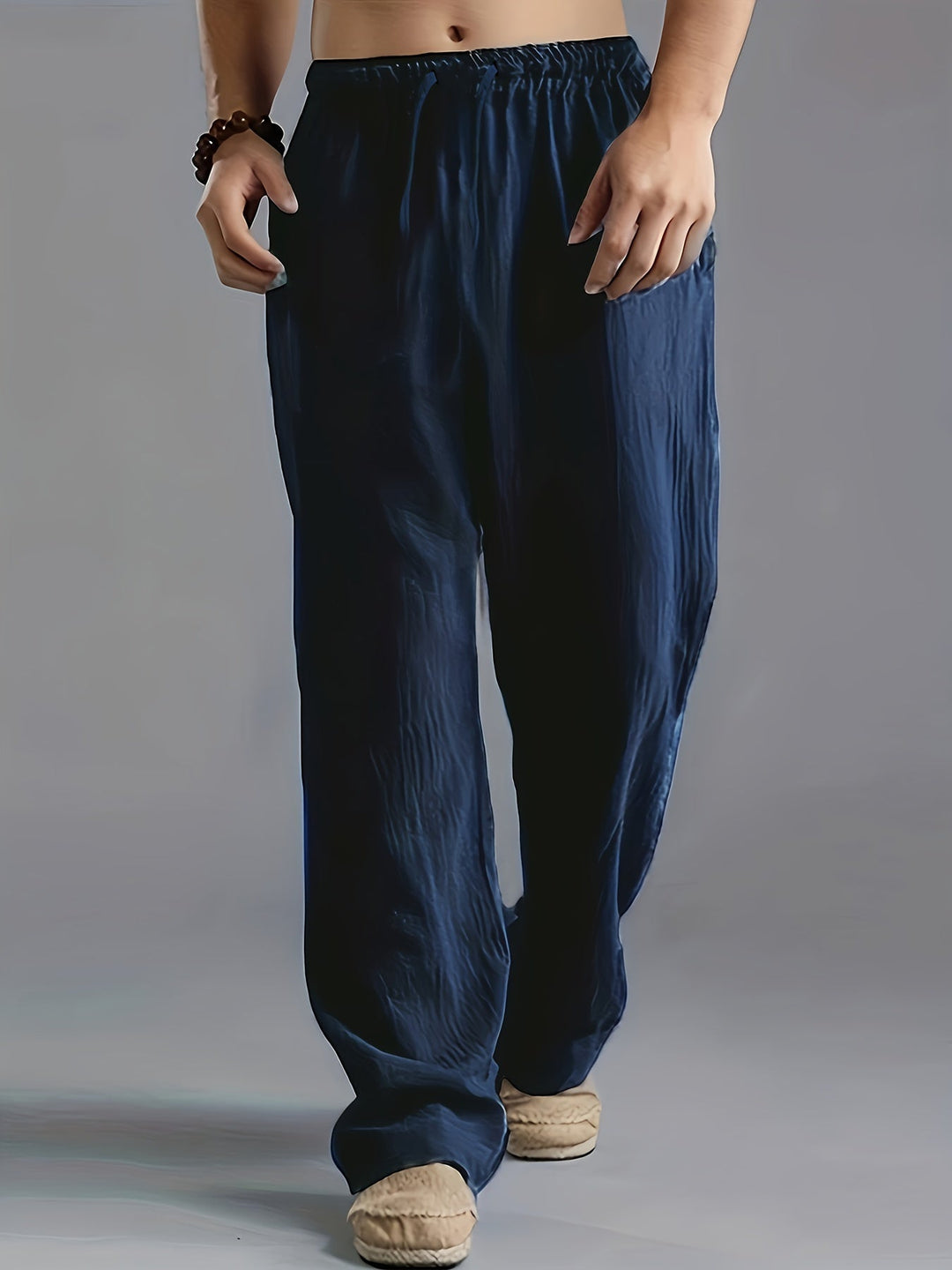 Blaue atmungsaktive Freizeithose für Herren, vielseitig & lässig, perfekt für den Sommer.