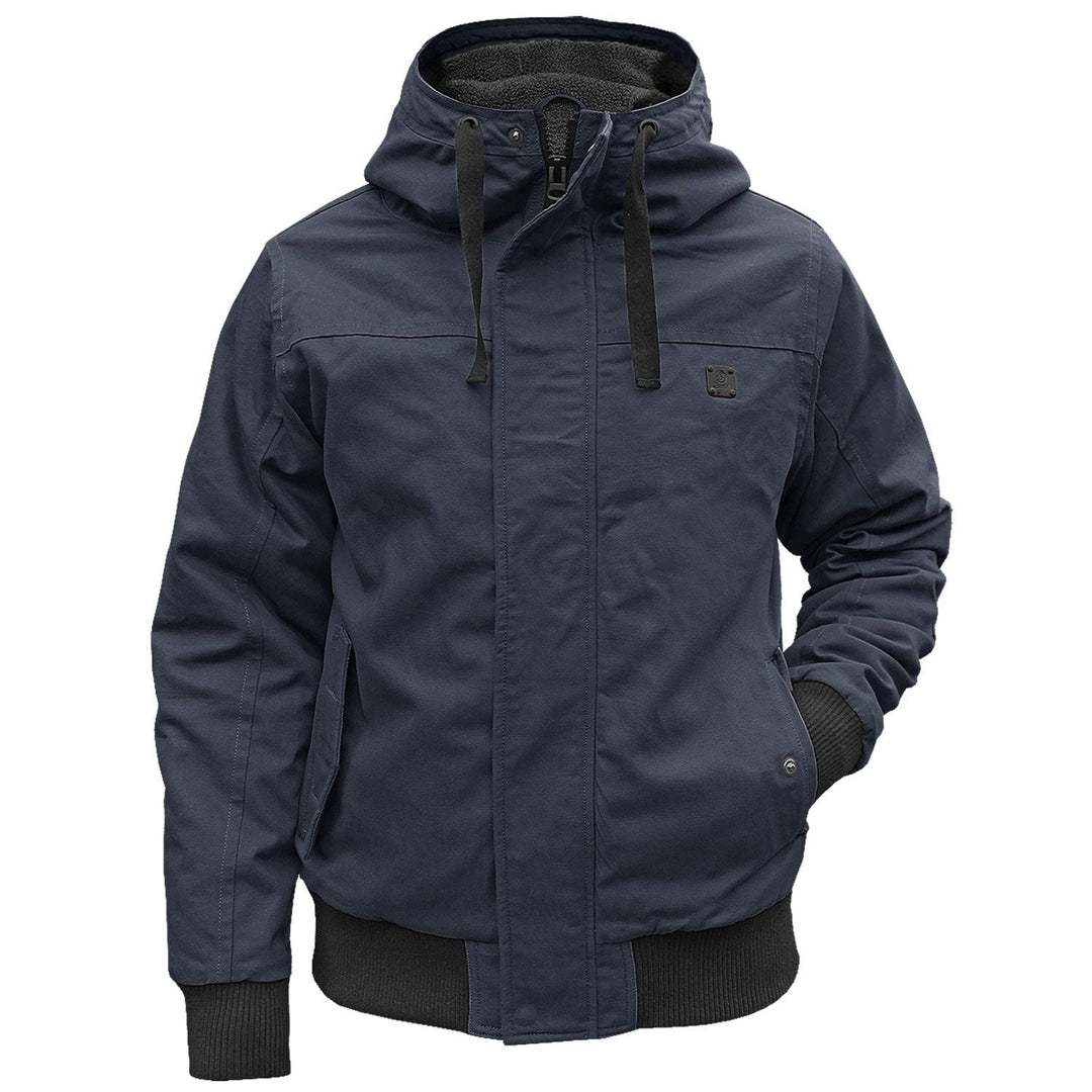 Sportliche Kurzjacke für Herren, winddicht & wärmend, perfekt als Freizeit-Wintermode.