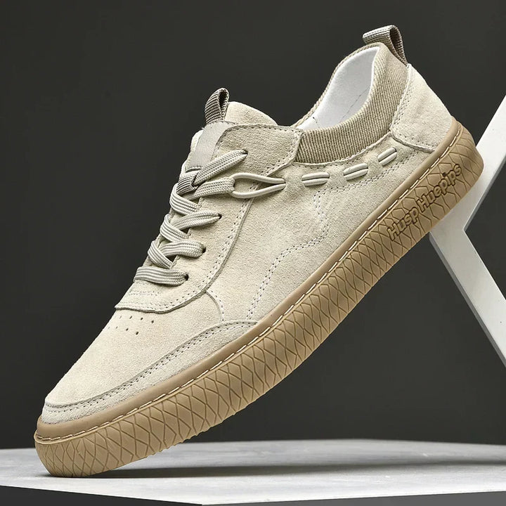 Modernes Design der Maxon Herren-Sneaker. Stilvolle Freizeitschuhe für Herrenmode.