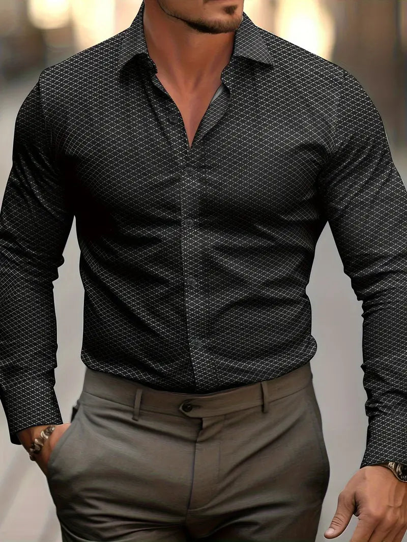 Bequemes kariertes Langarmhemd für Herren, vielseitig für Business & Freizeit. Zeitlose Herrenmode mit elegantem Karomuster.