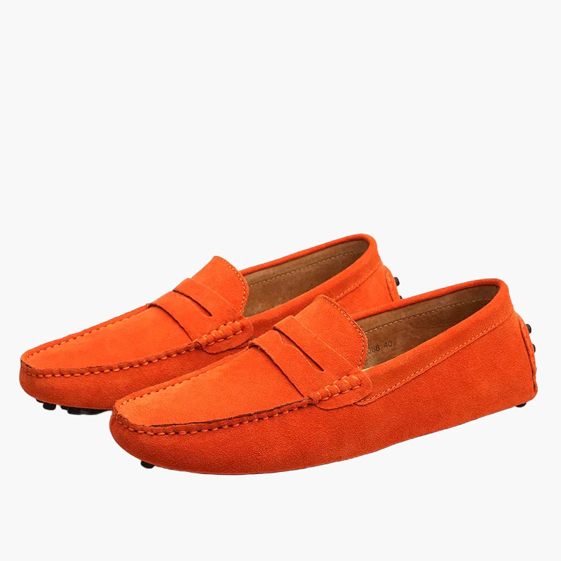 Elegante Herren Loafer: Dunkelblaue Slipper mit moderner Passform für stilbewusste Männer, ideal für jeden Anlass.