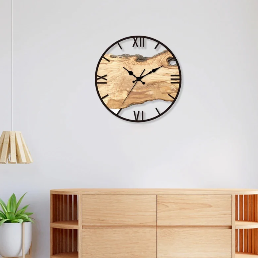 Stilvolle, transparente Acryl-Wanduhr im minimalistischen Design. Perfekt für moderne Büros.