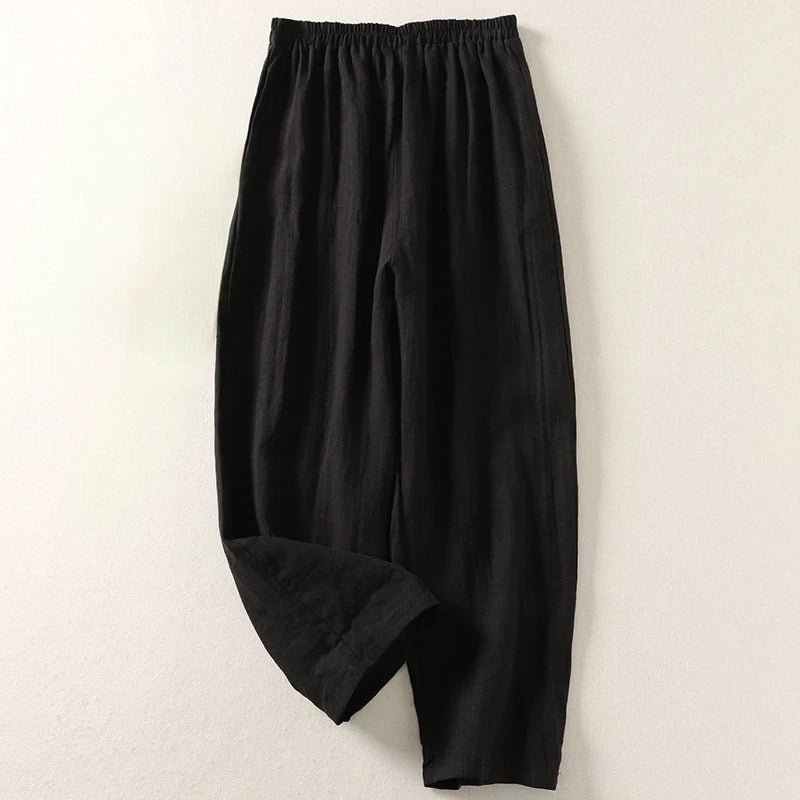Stylische Damen Relaxed Fit Hose mit weitem Bein und Elastikbund. Vielseitige Freizeithose für jeden Tag.