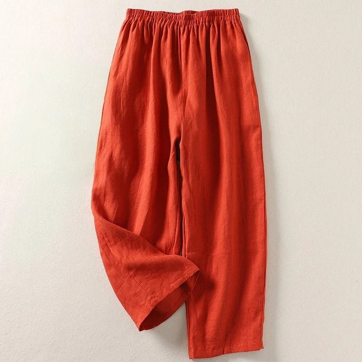 Bequeme Damen Hose mit Elastikbund und weitem Relaxed Fit Bein. Stilvolle Freizeithose für Frühling & Sommer.