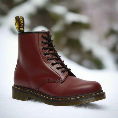 Warme, rutschfeste Herren Winterstiefel. Knöchelhoch, ideal für kalte Tage & Outdoor-Aktivitäten.