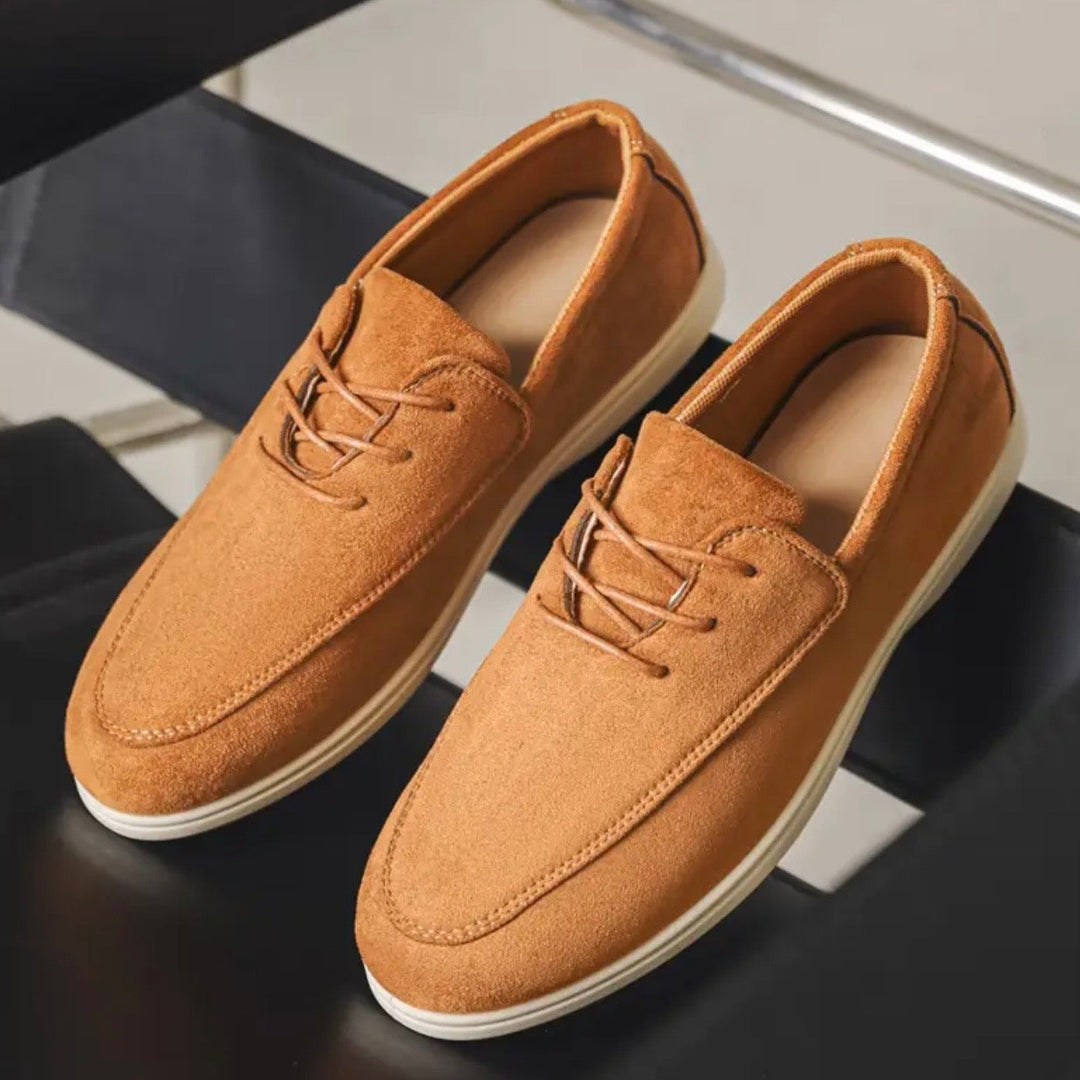 Schwarze Herren Loafer mit rutschfester Sohle, ideal als Freizeitschuh & elegante Slipper.
