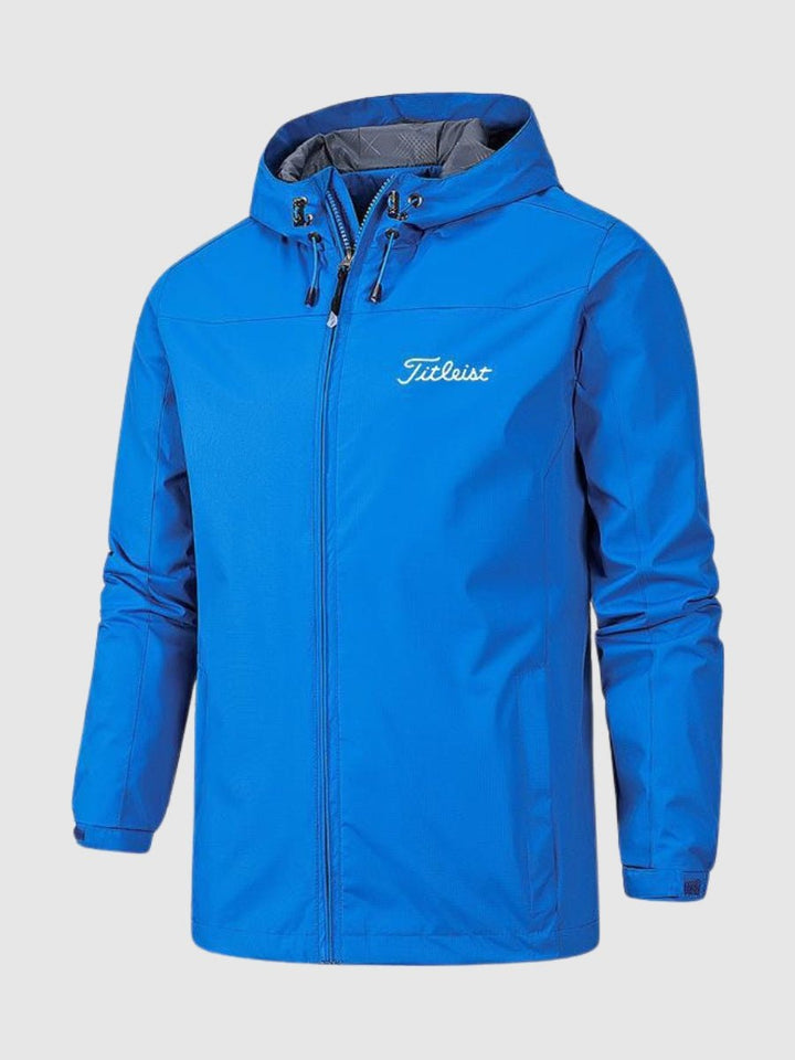 Stylische Herren Regenjacke mit Kapuze, wind- & wasserdicht, perfekt für sportliche Outdoor-Abenteuer.
