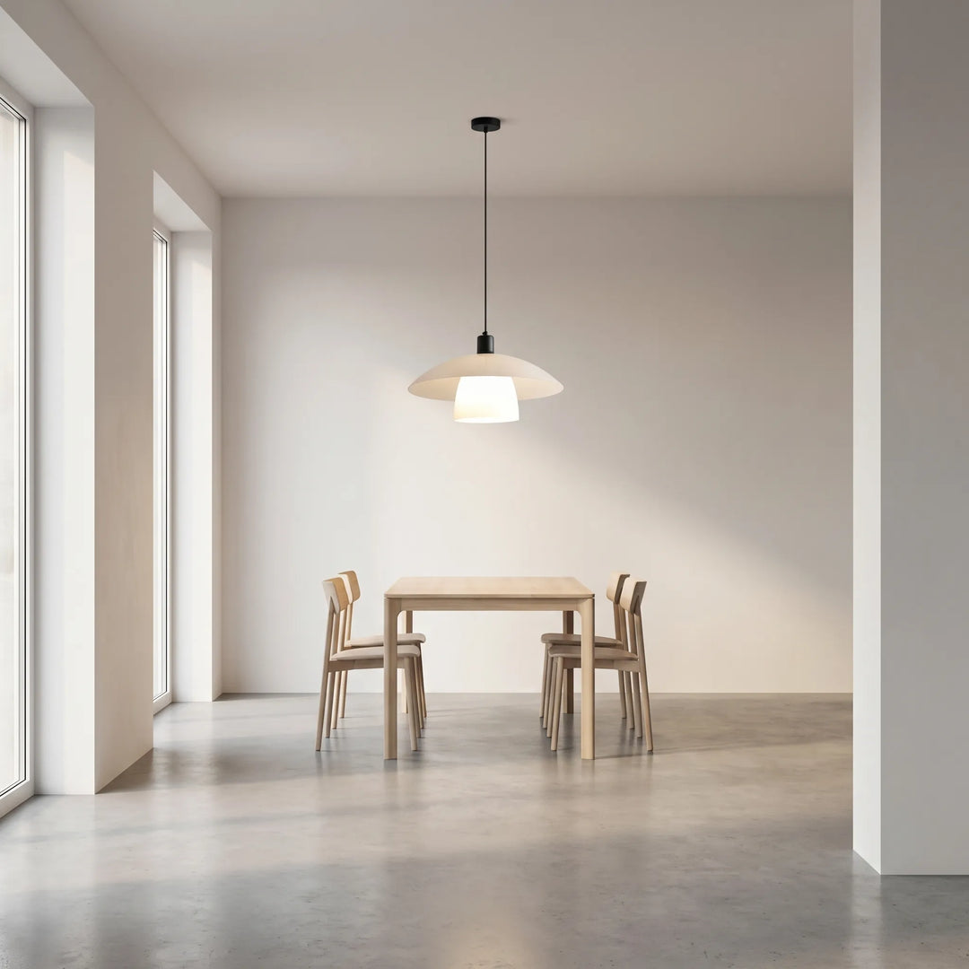 Moderne japanische Designlampe für sanftes Licht. Minimalistische Pendelleuchte, perfekt für Esszimmer, Küche & Wohnzimmer.