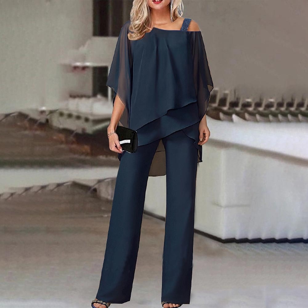 Stilvoller Damen Jumpsuit mit elegantem Cold-Shoulder-Design, als Zweiteiler für Fest, Business & Freizeit.