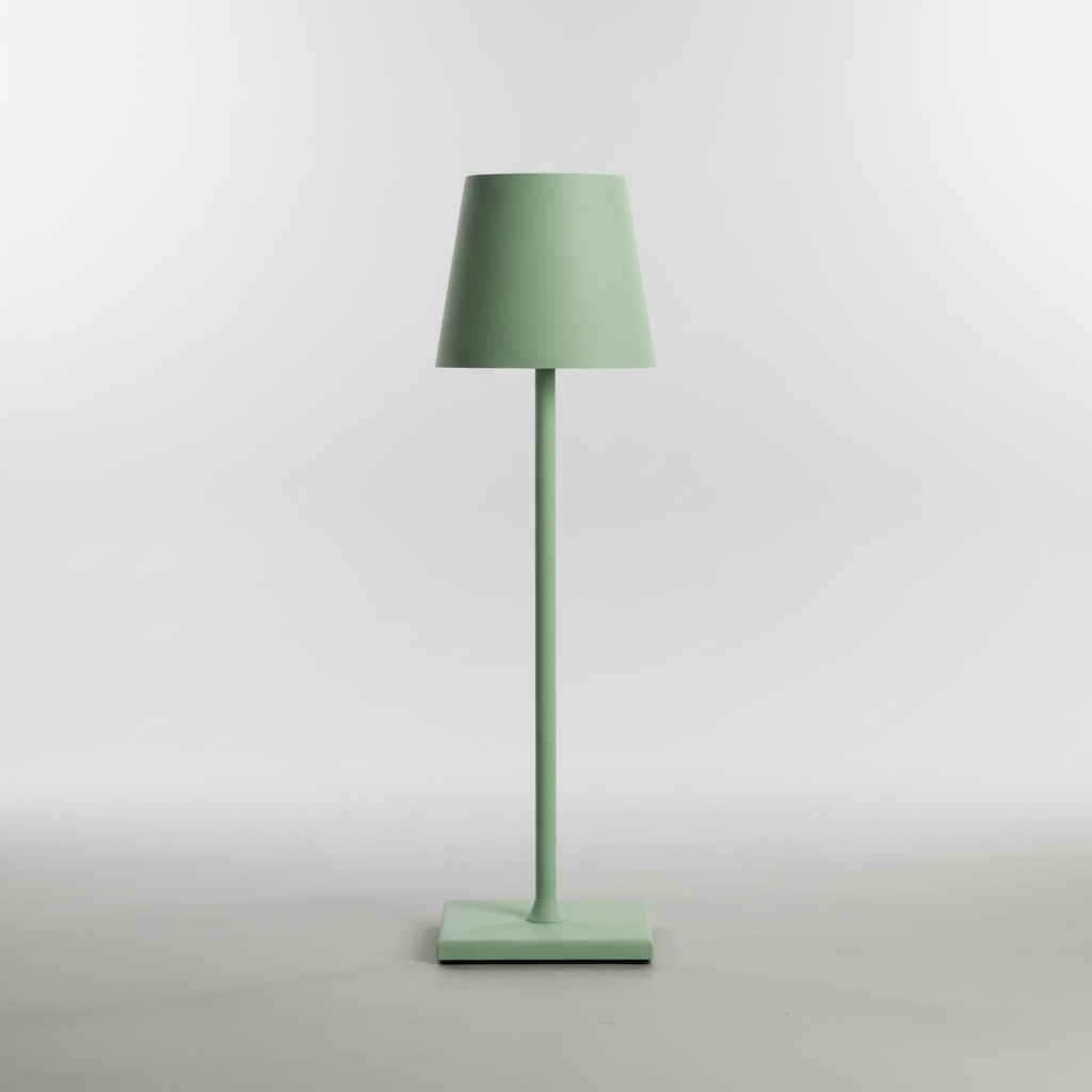 Hochwertige kabellose Aluminium LED Tischlampe, dimmbar. Sorgt für warmes, energieeffizientes Licht-Ambiente.