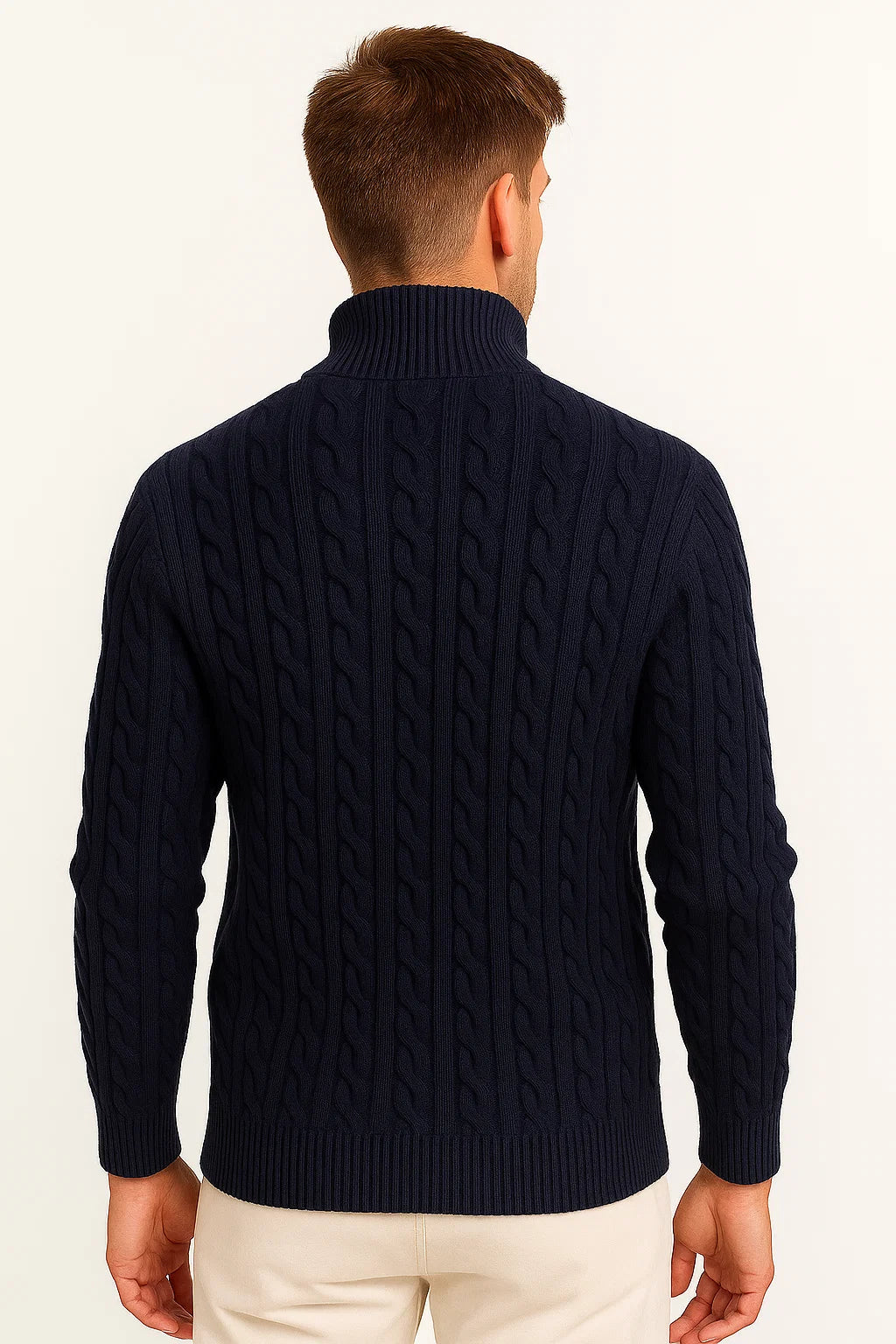 Vielseitiger Herren Strickpullover mit Zopfmuster. Reißverschluss-Kragen, Langarm-Oberteil. Ideal für Frühling und Freizeit.