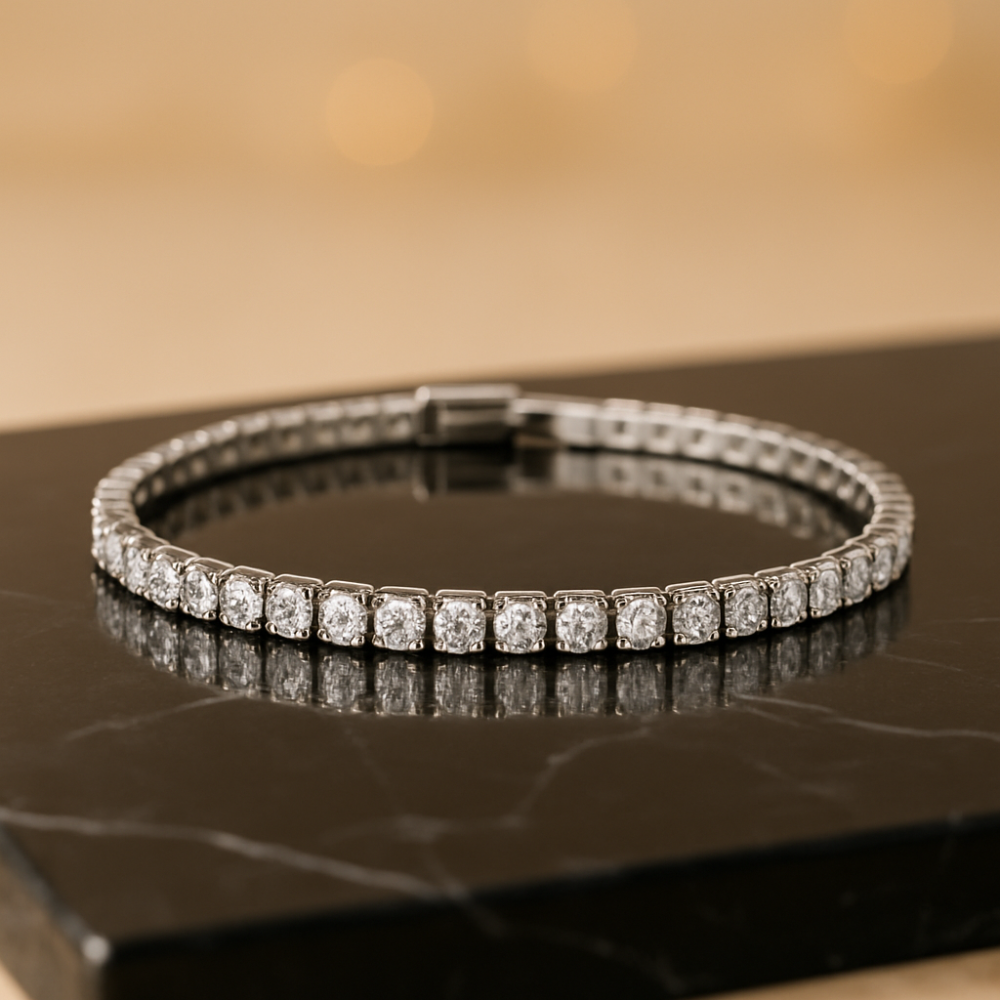 Unisex Zirkonia Tennisarmband, elegant und funkelnd. Vielseitiger Armschmuck für jeden Anlass.