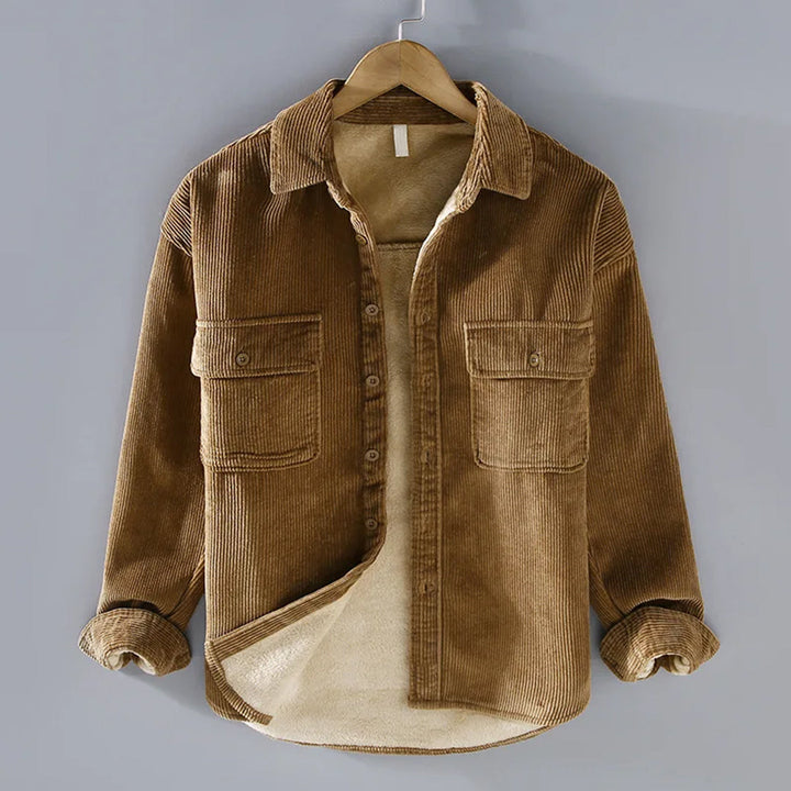 Warme Herren-Cordjacke mit Knopfleiste für Herbst & Winter.